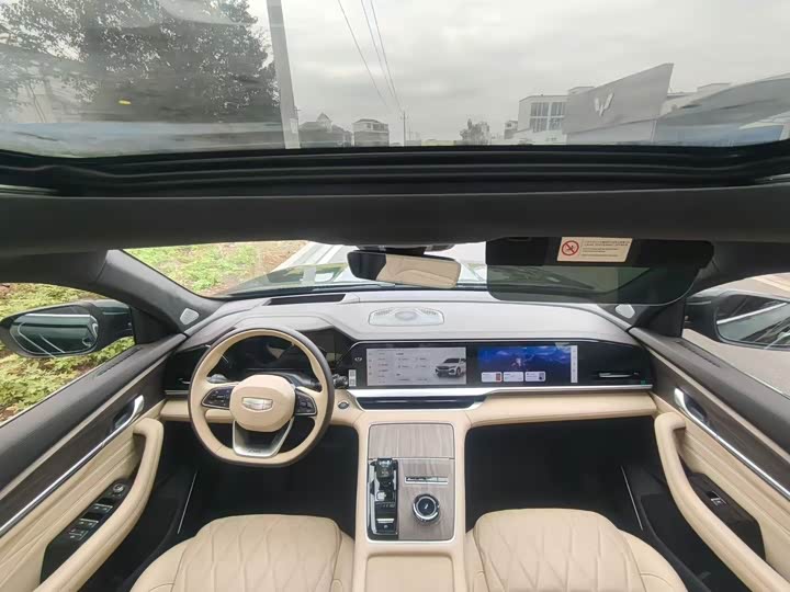 Фото 7 - Geely Monjaro