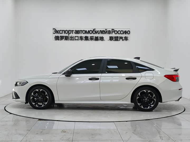 Фото 4 - Honda Civic