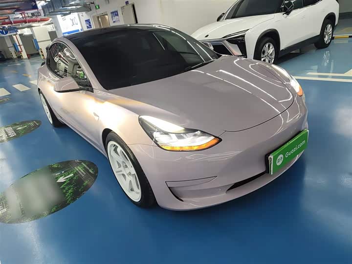 Фото 4 - Tesla Model 3