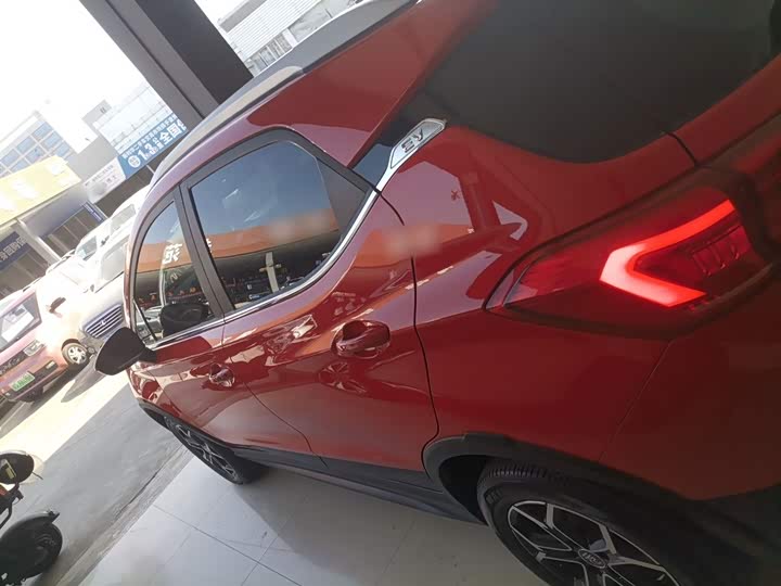 Фото 5 - BYD Yuan Pro