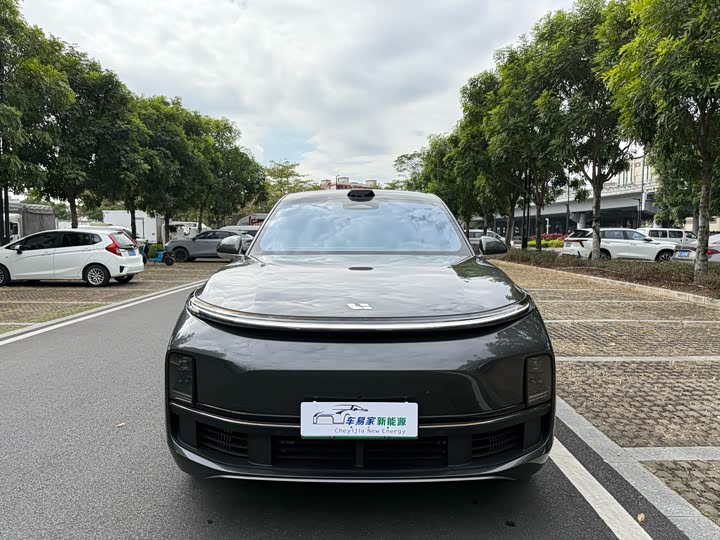 Фото 2 - LiXiang L8