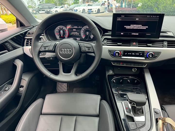Фото 6 - Audi A5