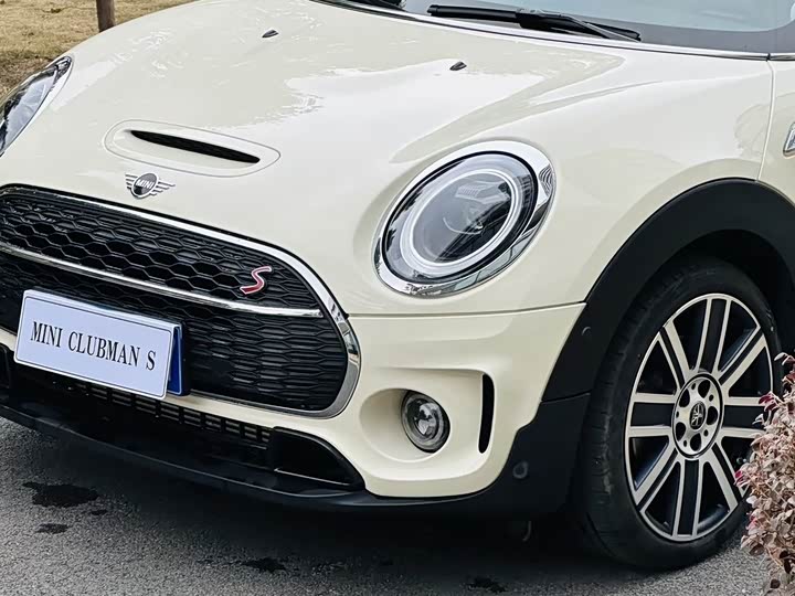 Фото 7 - Mini Clubman