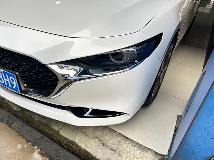 Фото 2 - Mazda 3 (Axela)