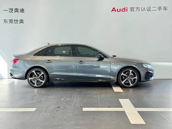 Фото 3 - Audi A4L