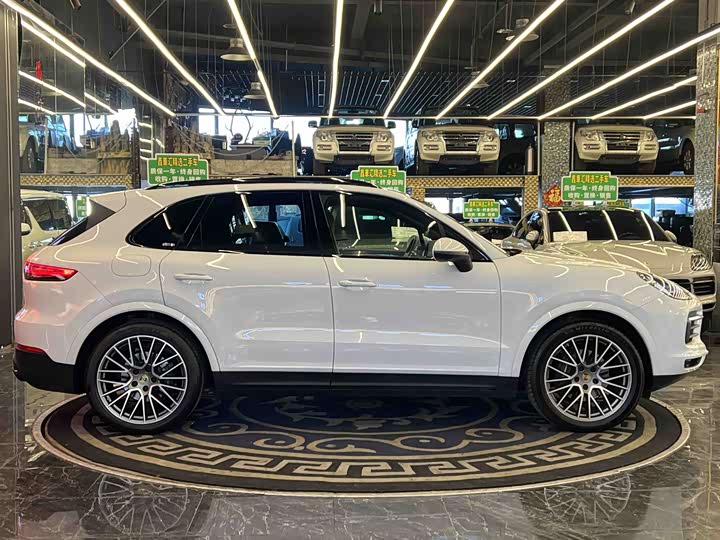 Фото 3 - Porsche Cayenne