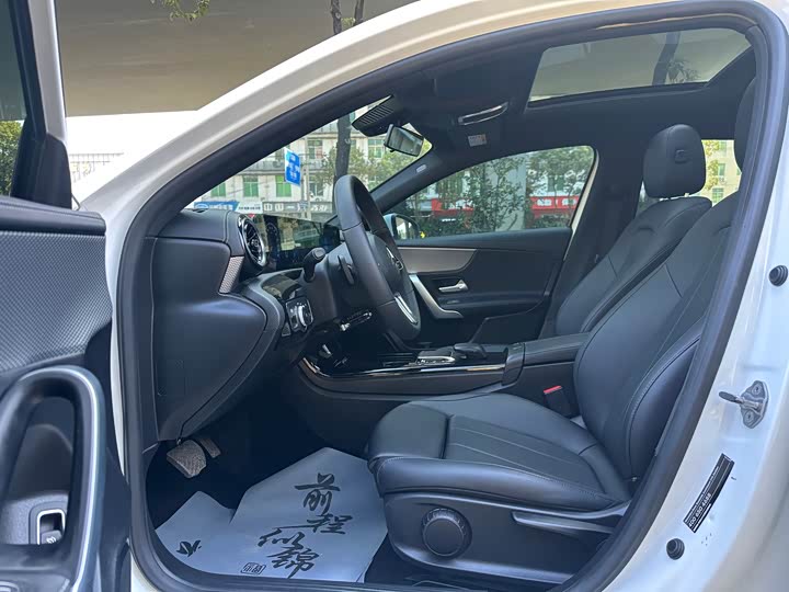 Фото 4 - Mercedes-Benz A-Class