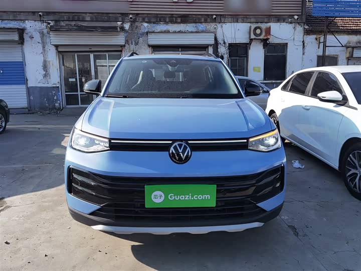 Фото 3 - Volkswagen Tharu