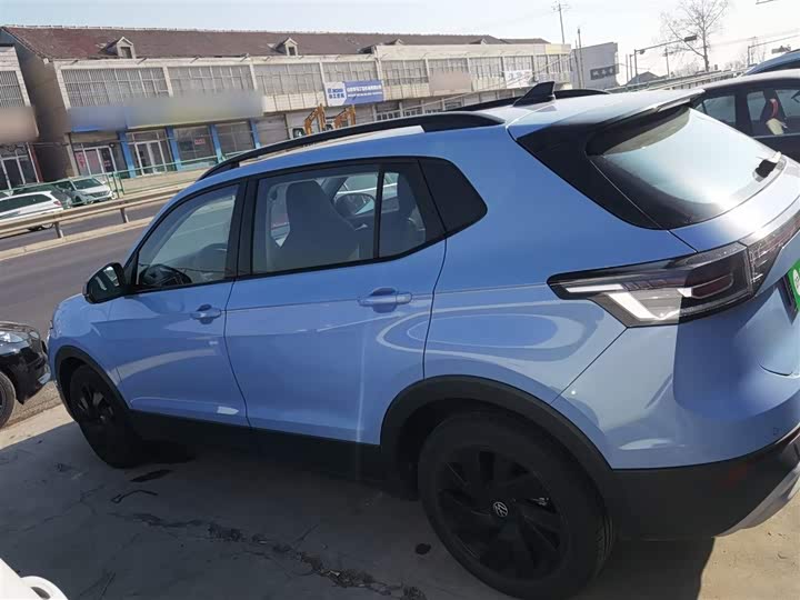 Фото 5 - Volkswagen Tharu