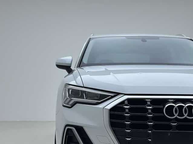 Фото 5 - Audi Q3