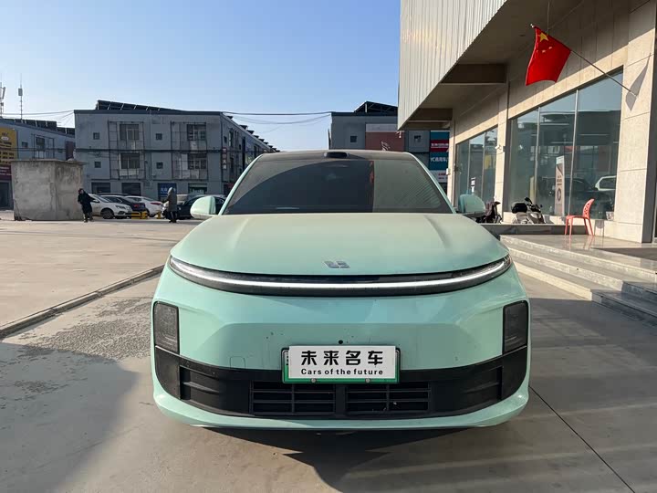 Фото 2 - LiXiang L6