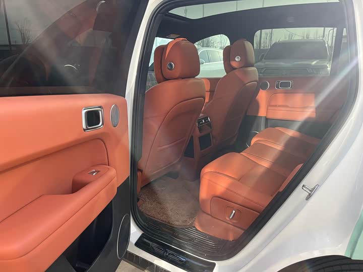 Фото 8 - LiXiang L6