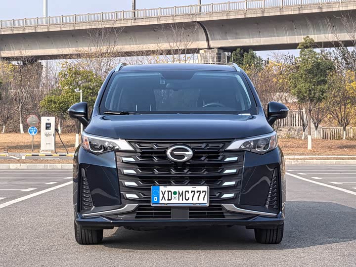 Фото 2 - GAC Trumpchi M6