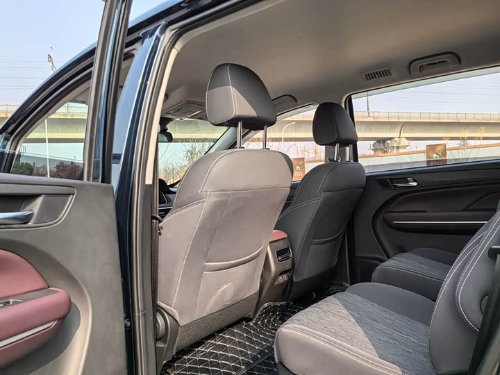 Фото 6 - GAC Trumpchi M6