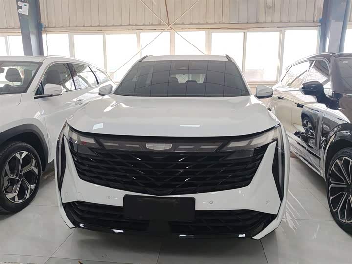 Фото 3 - Geely Atlas L