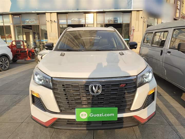 Фото 3 - Changan CS75