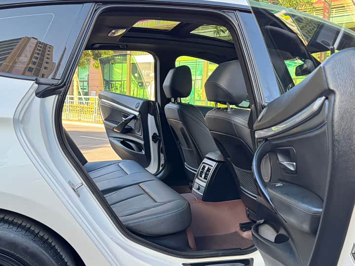 Фото 6 - BMW 3 Series GT