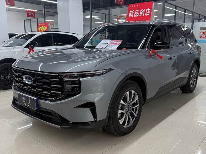 Фото 2 - Ford Edge