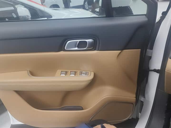 Фото 7 - LiXiang One