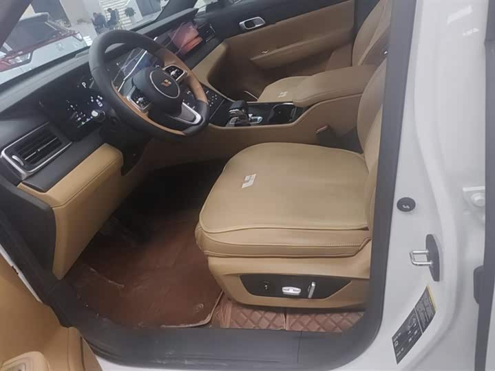 Фото 9 - LiXiang One