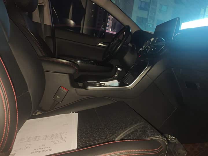 Фото 8 - Kia KX5