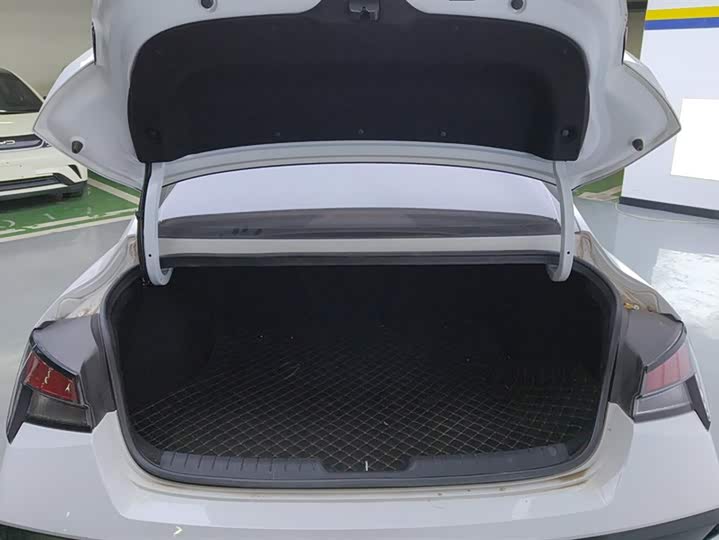 Фото 4 - Hyundai Elantra N line