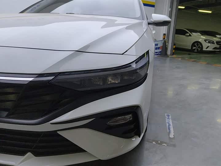 Фото 5 - Hyundai Elantra N line