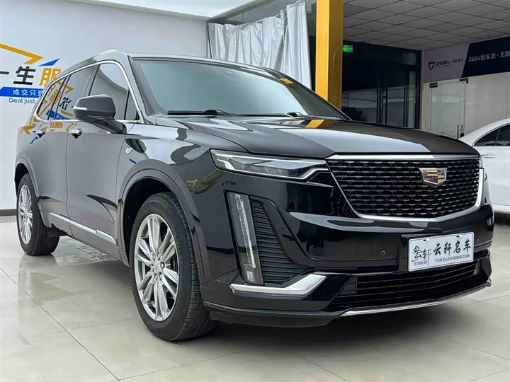 Фото 3 - Cadillac XT6