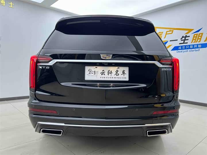 Фото 7 - Cadillac XT6