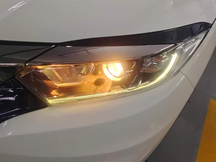 Фото 5 - Honda Vezel