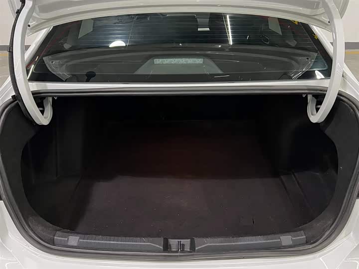 Фото 7 - Volkswagen Lavida