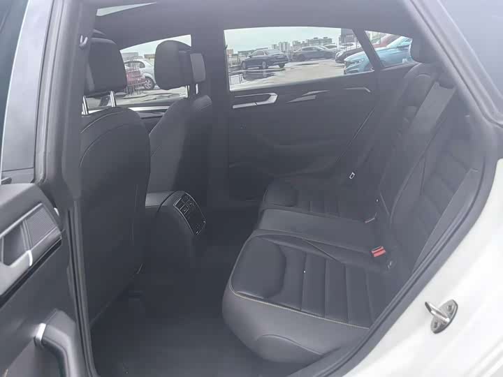 Фото 6 - Volkswagen CC