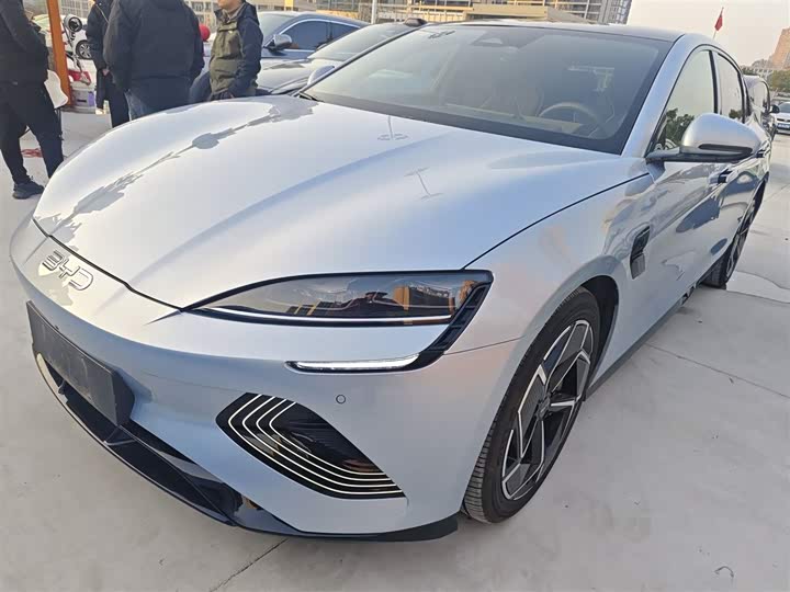 Фото 2 - BYD Seal