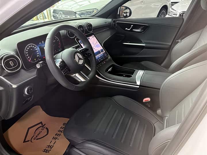 Фото 7 - Mercedes-Benz C-Class