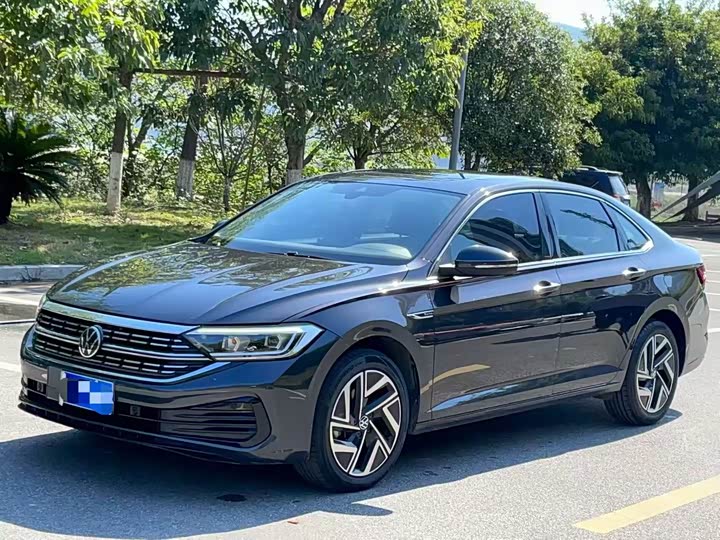 Фото 1 - Volkswagen Sagitar L