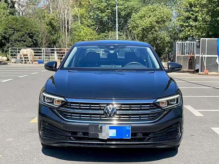 Фото 2 - Volkswagen Sagitar L