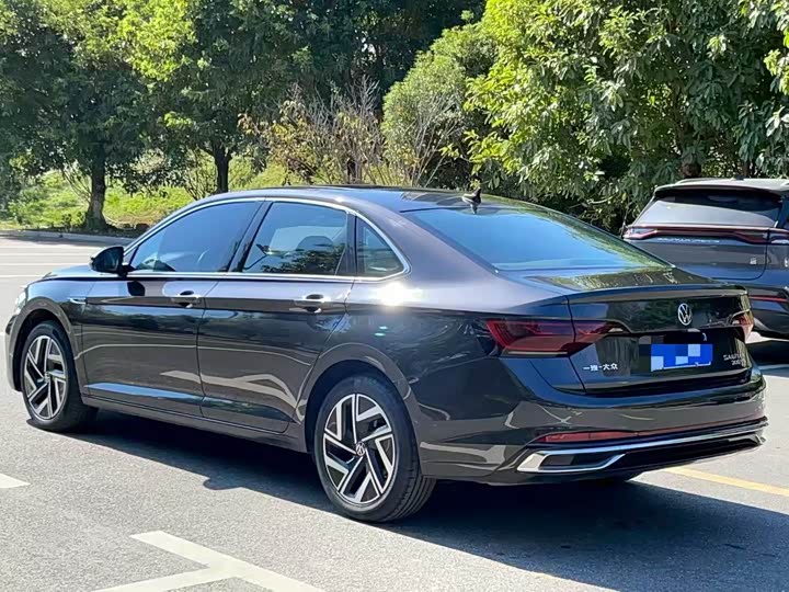 Фото 7 - Volkswagen Sagitar L