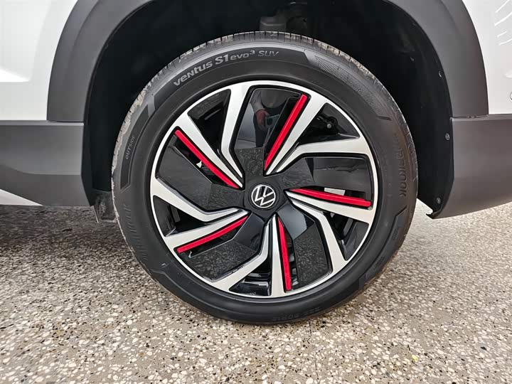 Фото 7 - Volkswagen Tharu