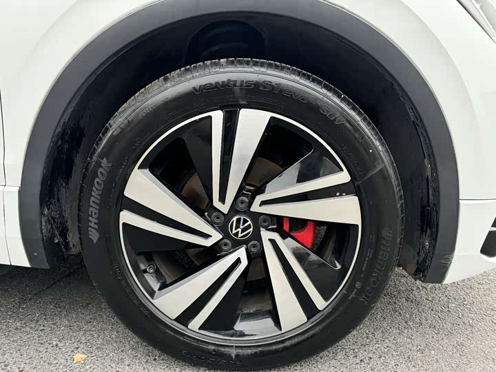 Фото 7 - Volkswagen Tiguan X