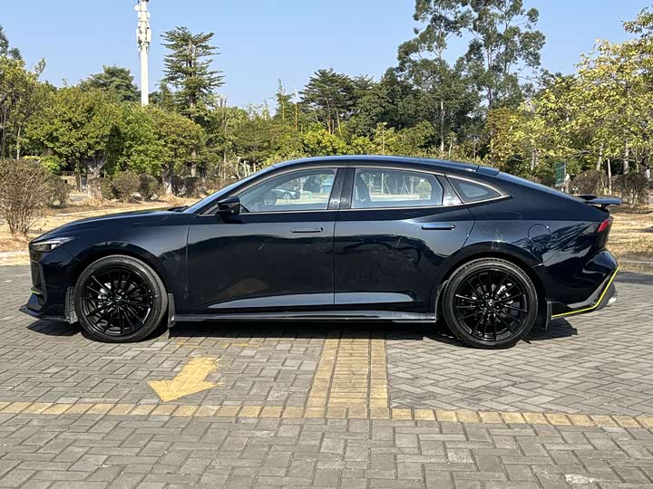 Фото 7 - Changan UNI-V