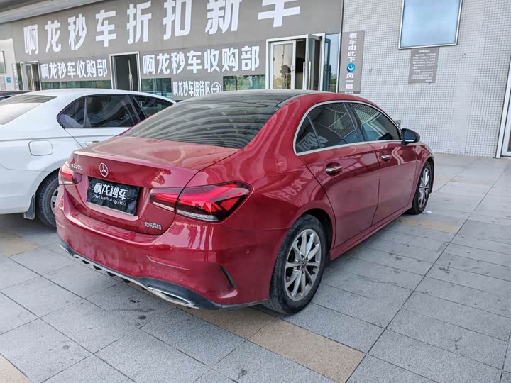 Фото 8 - Mercedes-Benz A-Class