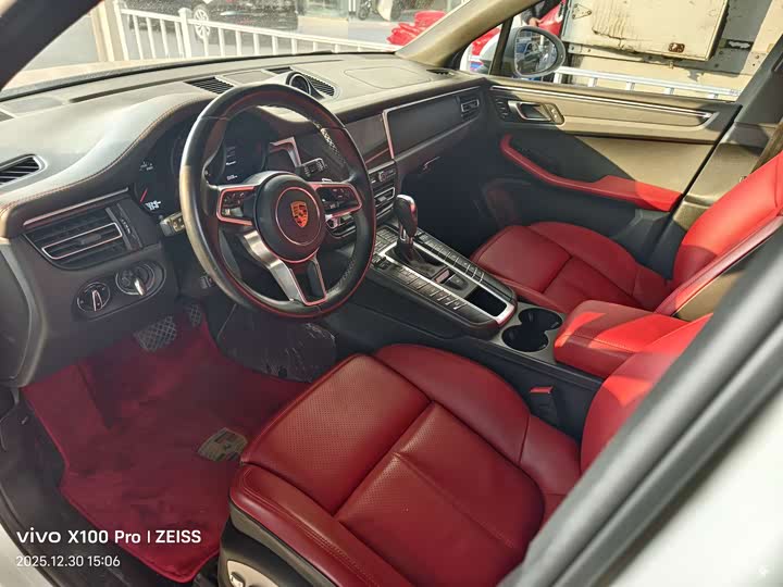 Фото 3 - Porsche Macan