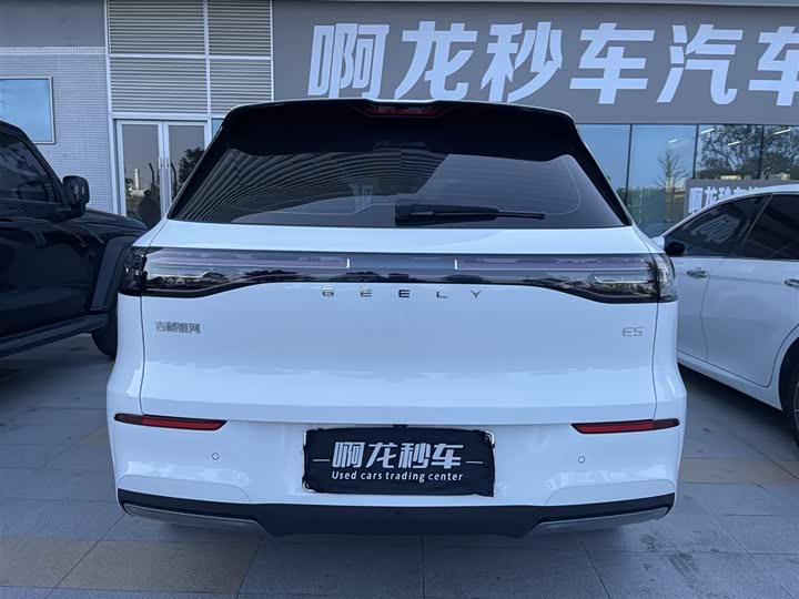 Фото 5 - Geely Galaxy E5