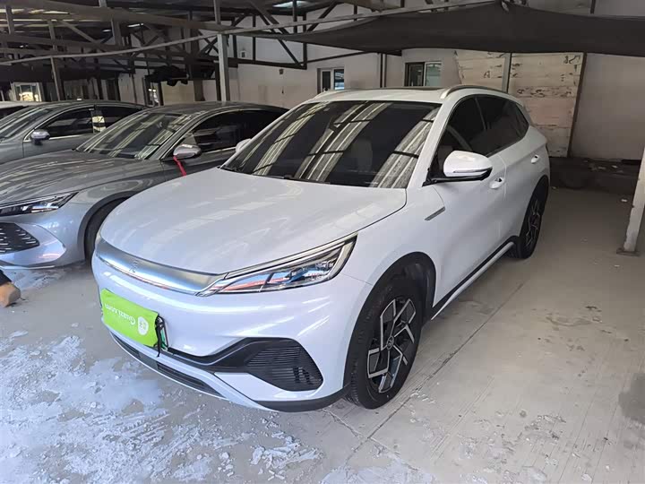 Фото 2 - BYD Yuan Plus