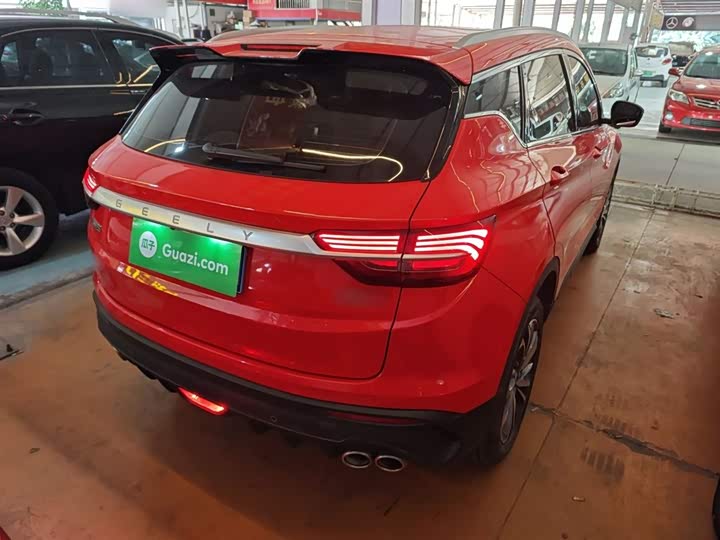 Фото 7 - Geely Coolray