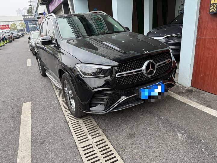 Фото 1 - Mercedes-Benz GLE-Class