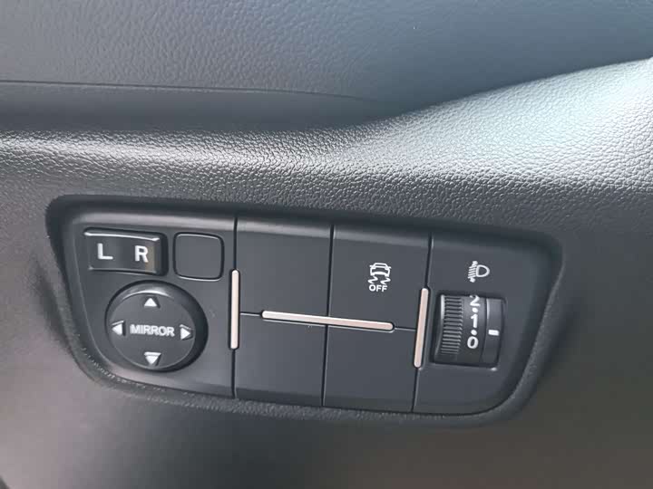 Фото 6 - Changan Eado Plus