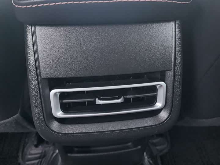 Фото 8 - Changan Eado Plus