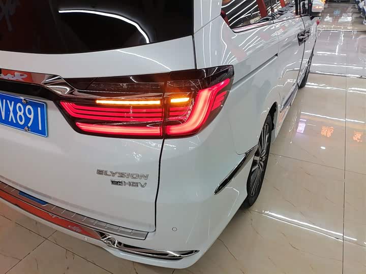 Фото 8 - Honda Elysion