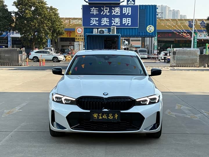 Фото 2 - BMW 3 Series